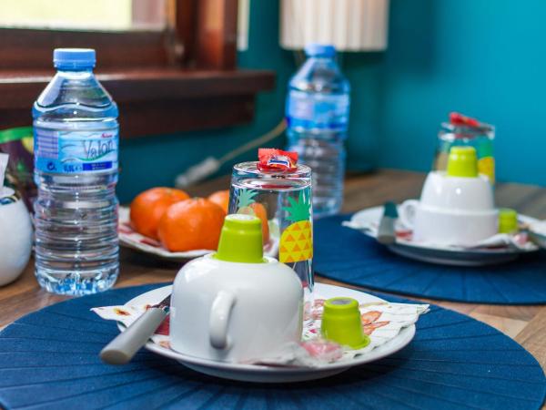 B&B B³ Boat : photo 8 de la chambre chambre capitaine - vue sur rivière