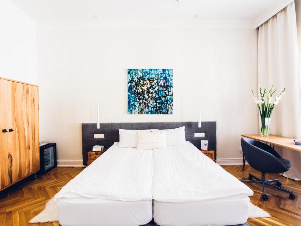 Adele Apartments : photo 5 de la chambre grande chambre double ou lits jumeaux