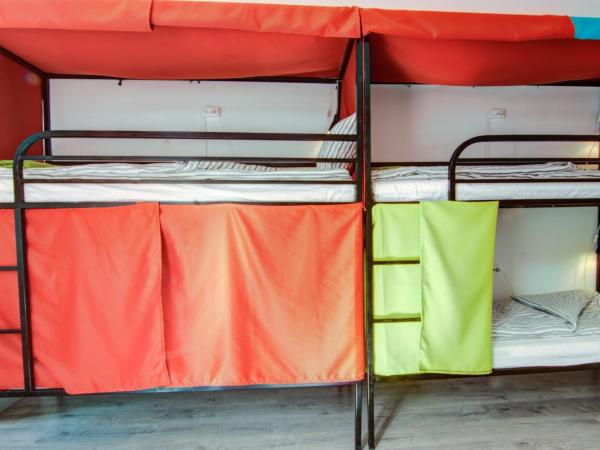 Pal's Mini Hostel : photo 3 de la chambre lit dans dortoir mixte de 4 lits