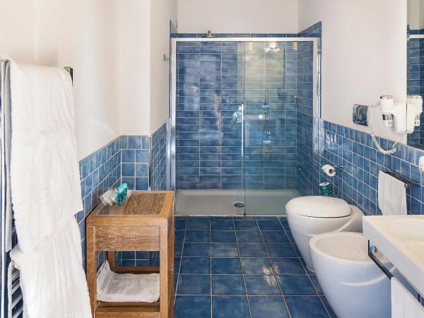 Grifo Hotel Charme & SPA : photo 3 de la chambre suite junior - vue latérale sur mer