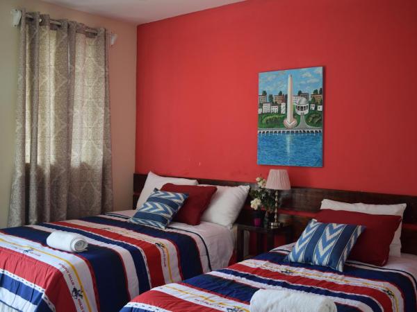 Mansion Giahn Bed & Breakfast : photo 5 de la chambre chambre double avec balcon