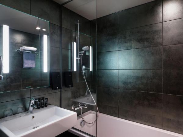 Clarion Collection Hotel Folketeateret : photo 5 de la chambre chambre double supérieure avec dîner