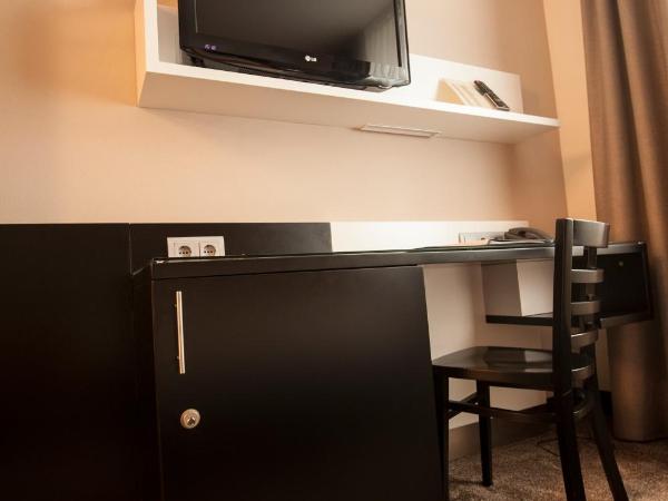 Turm Hotel : photo 3 de la chambre chambre simple little gym