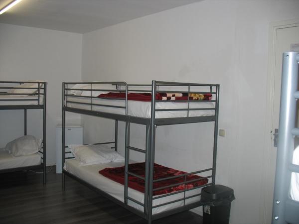 Guest House Amsterdam : photo 5 de la chambre chambre double avec salle de bains commune