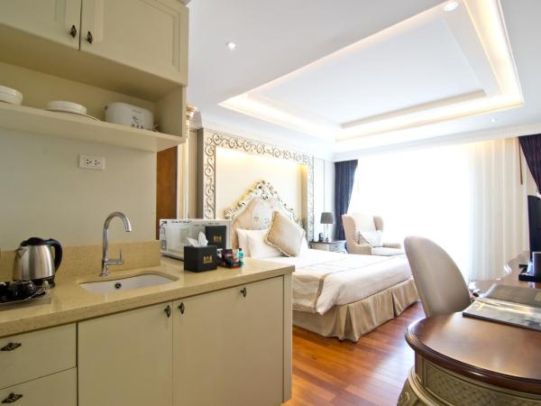 LK The Empress : photo 2 de la chambre chambre double de luxe avec baignoire spa