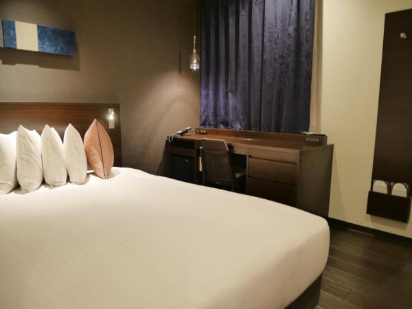 Red Roof Inn & Suites Osaka Namba Nipponbashi : photo 5 de la chambre standard double room with unit bath