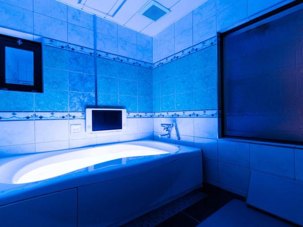 HOTEL PERRIER (Adult Only) : photo 2 de la chambre chambre lit queen-size deluxe