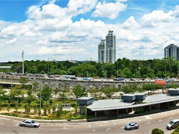 Hotel Legend Boutique : photo 5 de la chambre chambre lit king-size avec balcon
