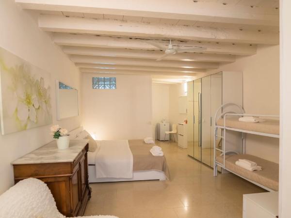 Academia Residence : photo 5 de la chambre chambre familiale deluxe