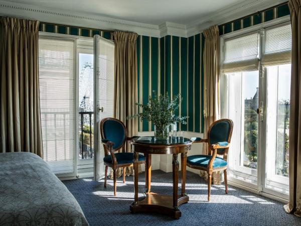 Hôtel Brighton - Esprit de France : photo 4 de la chambre suite louvre - vue sur paris