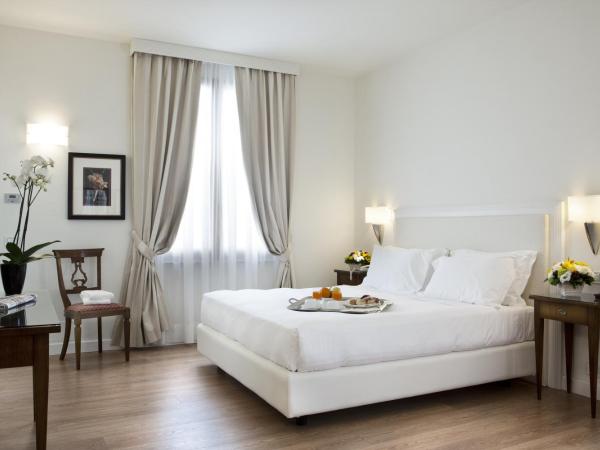 Hotel Italia : photo 6 de la chambre chambre double exécutive (1 adulte)