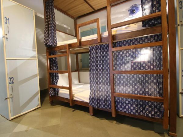 Jaipur Jantar Hostel : photo 3 de la chambre dortoir climatisé odhni 10 lits