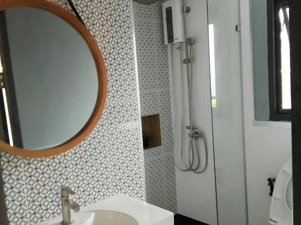 18 In Town Homestay : photo 9 de la chambre chambre double