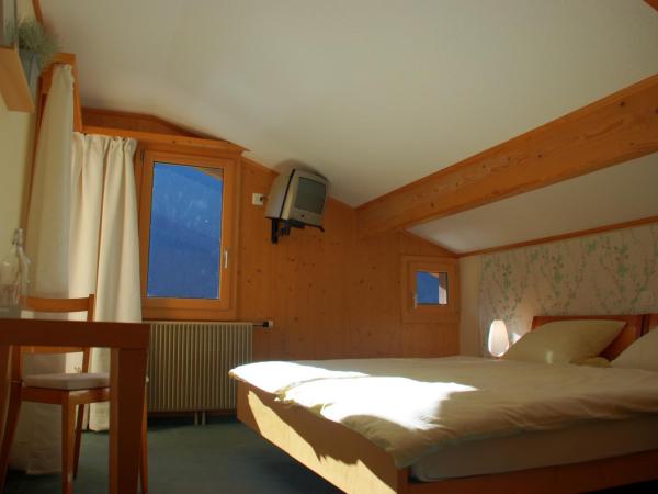 Hotel Garni Hostatt : photo 1 de la chambre chambre double medium