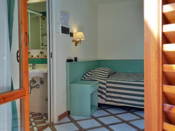 Residence Villaggio Verde : photo 2 de la chambre chambre simple classique