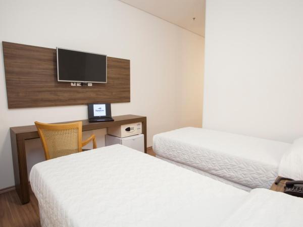 Travel Inn Bras : photo 3 de la chambre chambre triple standard