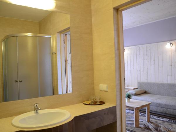 Pensjonat Adria : photo 1 de la chambre chambre quadruple