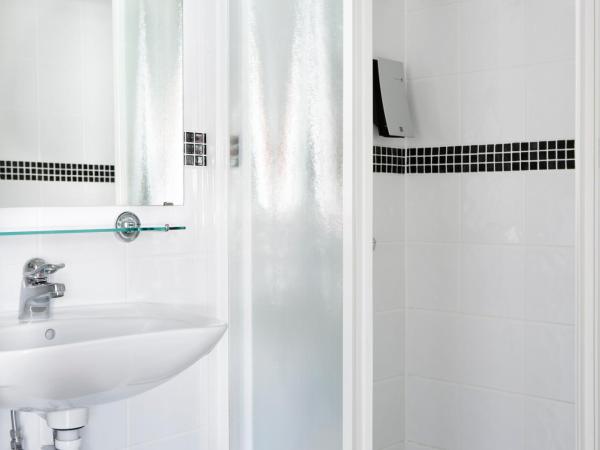 Comfort Hotel Jönköping : photo 4 de la chambre chambre familiale (2 adultes et 2 enfants)