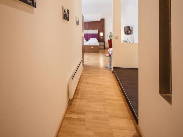 Hotel Rathaus - Wein & Design : photo 6 de la chambre chambre familiale