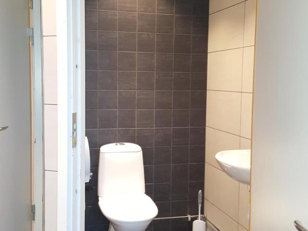 Centralstationens Vandrarhem : photo 4 de la chambre chambre quadruple avec salle de bains commune