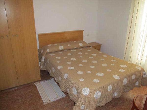 Hostal Las Torres : photo 4 de la chambre chambre double ou lits jumeaux