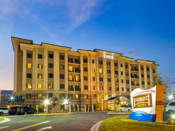 Staybridge Suites Orlando at SeaWorld, an IHG Hotel : photo 1 de la chambre studio avec 2 lits queen-size - non-fumeurs