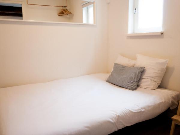 Hotel Beez : photo 3 de la chambre chambre triple