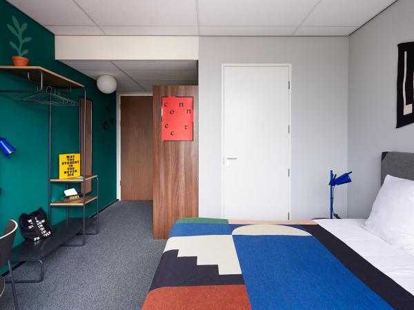 The Social Hub Amsterdam West : photo 2 de la chambre suite