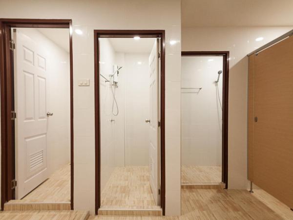 Happy Hostel : photo 4 de la chambre lit dans dortoir mixte de 8 lits