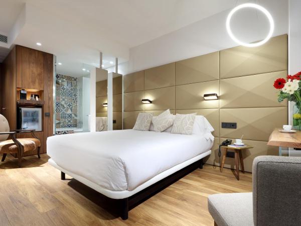 Hotel SB Glow 4 Sup : photo 4 de la chambre chambre double ou lits jumeaux