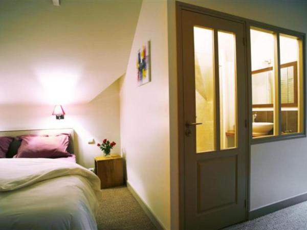 Villa Mané Lann Maison d'hôtes & spa : photo 7 de la chambre chambre double - vue sur piscine