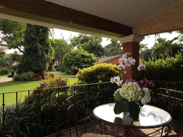 Hosteria Las Quintas Hotel Restaurante Bar : photo 9 de la chambre suite lit king-size avec terrasse