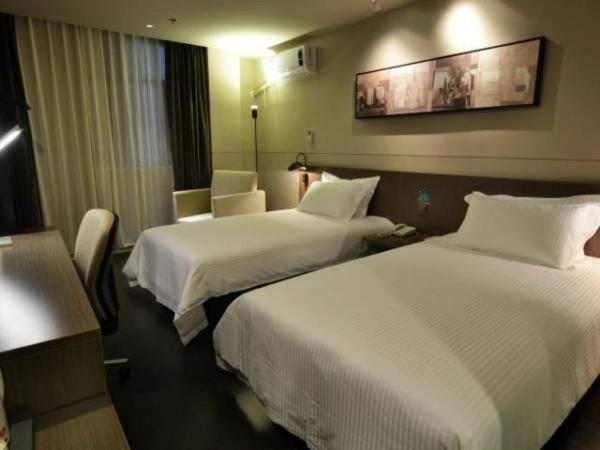 Jinjiang Inn Select Nanjing Hanzhongmen : photo 3 de la chambre chambre lits jumeaux affaires a