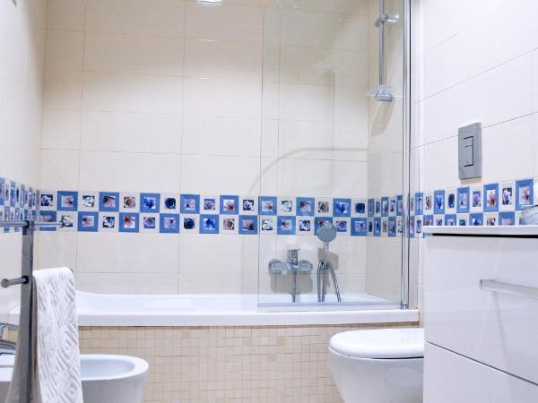 I Giardini Del Re : photo 6 de la chambre chambre double avec balcon - vue sur mer