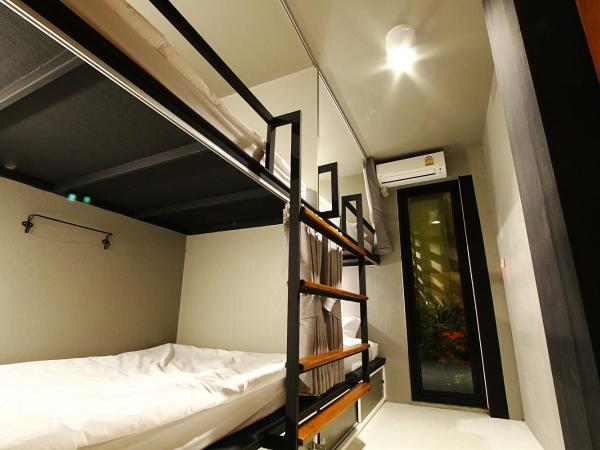 Here Hostel Bangkok : photo 2 de la chambre lit dans dortoir mixte de 4 lits