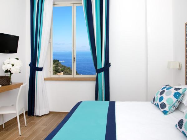 Hotel Miramare : photo 5 de la chambre chambre double ou lits jumeaux classique