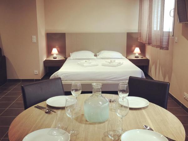 Villa Serafina Apartements : photo 1 de la chambre studio familial supérieur