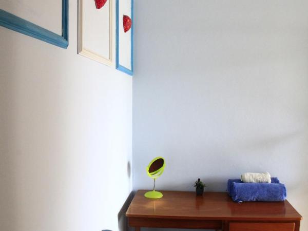 Azul Cielo Hostel : photo 5 de la chambre chambre double ou lits jumeaux avec balcon