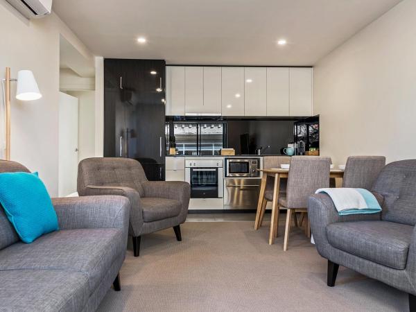 110 Hampden Apartments : photo 8 de la chambre executive two-bedroom apartment - 5