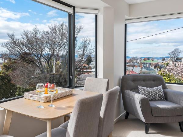 110 Hampden Apartments : photo 2 de la chambre executive two-bedroom apartment - 1