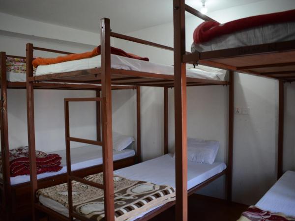 Pokhara Youth Hostel : photo 1 de la chambre lit dans dortoir mixte de 10 lits
