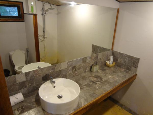 Relax Bay Resort : photo 4 de la chambre chambre familiale - vue sur piscine