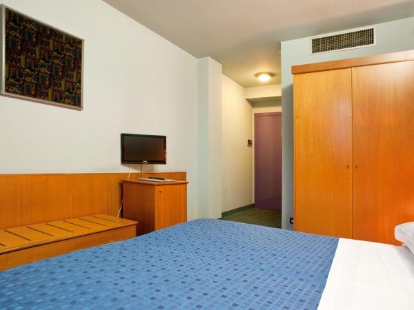 Hotel Gardenia : photo 1 de la chambre chambre double ou lits jumeaux (2 adultes)