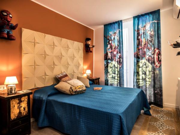 Ad Hoc Rooms : photo 5 de la chambre chambre double ou lits jumeaux avec salle de bains privative