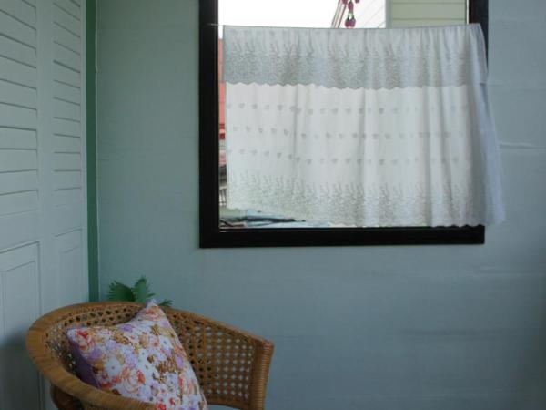 Green Teak House : photo 8 de la chambre chambre double deluxe avec balcon