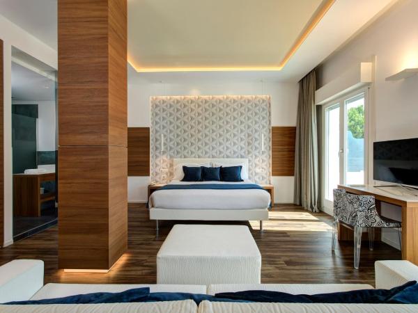 Hotel Aurora : photo 1 de la chambre suite junior - vue sur mer