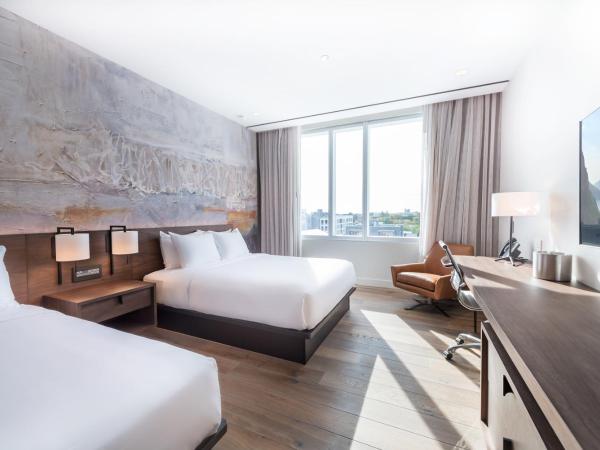 The Hotel & Athletic Club at Midtown : photo 5 de la chambre chambre deluxe avec 2 lits queen-size