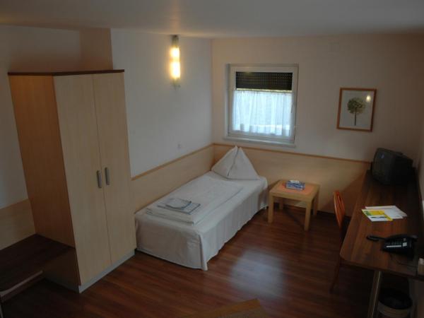 Pension Weber : photo 1 de la chambre chambre simple