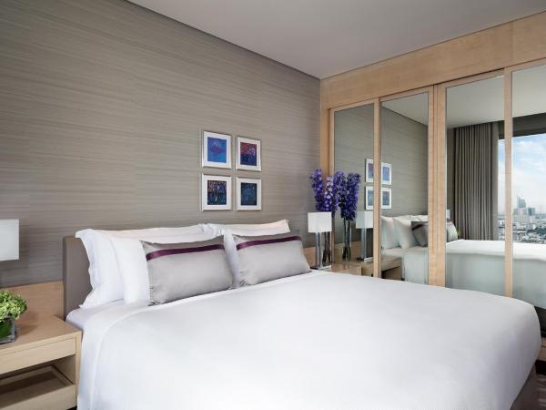 Avani Plus Riverside Bangkok Hotel : photo 1 de la chambre suite 2 chambres avani - vue sur rivière