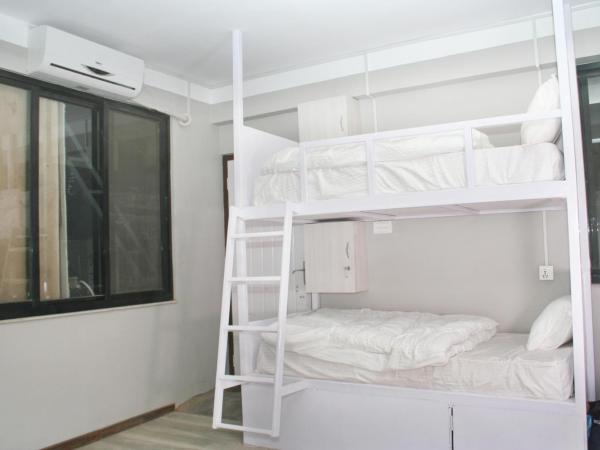 8848 Hostel : photo 3 de la chambre lit superposé dans dortoir mixte